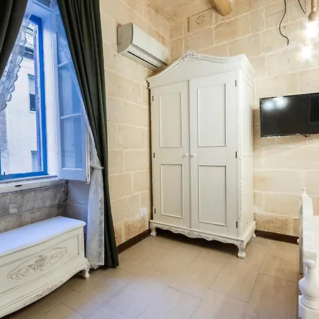 شقة A Special, Beautiful 4br Lux In Ferry By 360 Estates *