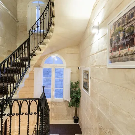 A Special, Beautiful 4br Lux In Ferry By 360 Estates سليمة