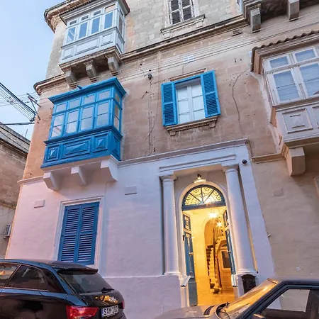 شقة A Special, Beautiful 4br Lux In Ferry By 360 Estates سليمة
