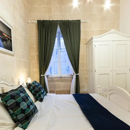 Apartman A Special, Beautiful 4br Lux In Ferry By 360 Estates