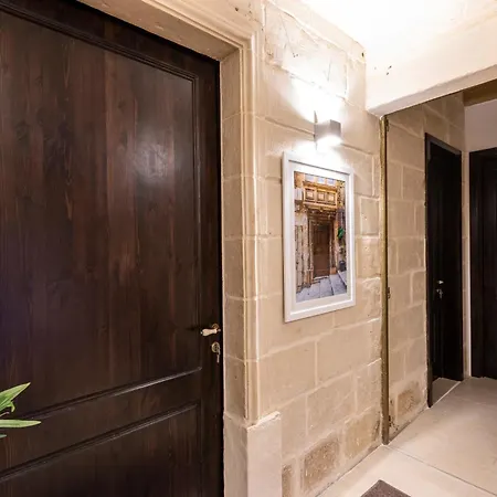 A Special, Beautiful 4br Lux In Ferry By 360 Estates Apartman *