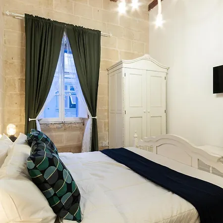 A Special, Beautiful 4br Lux In Ferry By 360 Estates *