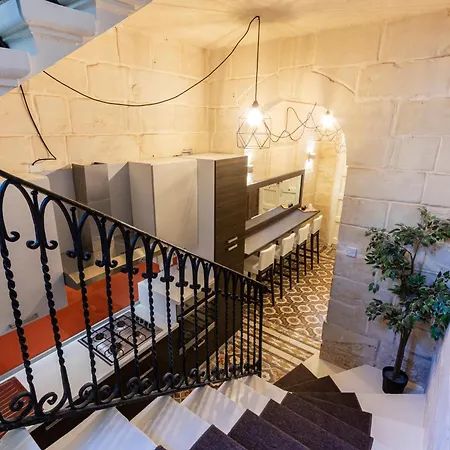 A Special, Beautiful 4br Lux In Ferry By 360 Estates شقة سليمة