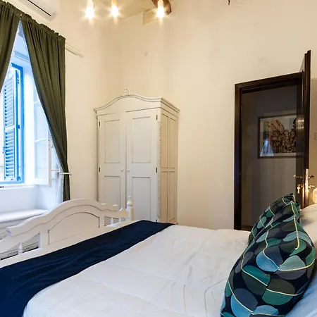 Διαμέρισμα A Special, Beautiful 4br Lux In Ferry By 360 Estates Σλιέμα
